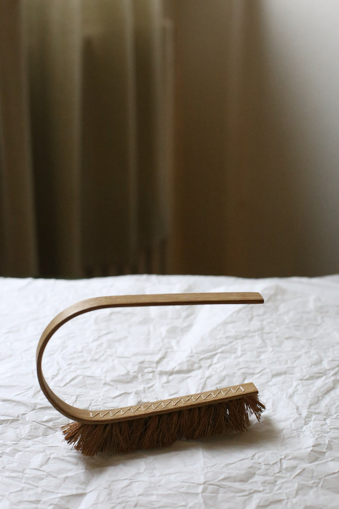 Bue Single Bend Table Brush by Poppy Lawman
